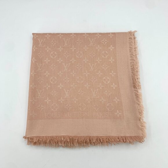Louis Vuitton Apricot Pink Logo Full Print Fringe Scarf 60% Silk 40% Wool 136x28 - Picture 1 of 9